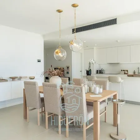 Apartment Higueronrentals Chloe By The Sea *