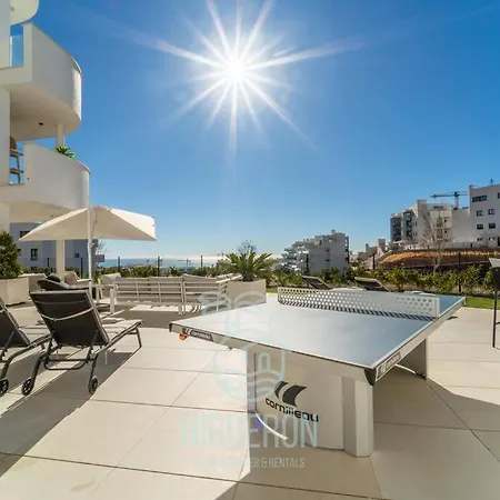 Apartment Higueronrentals Chloe By The Sea Malaga