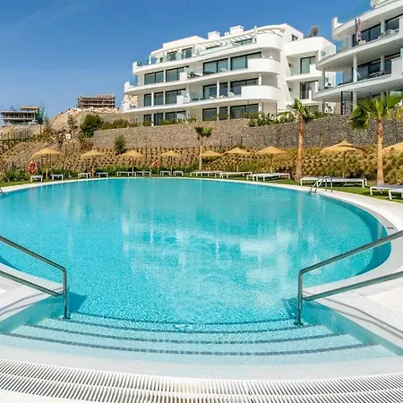 Higueronrentals Chloe By The Sea Apartment Malaga