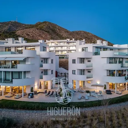Higueronrentals Chloe By The Sea * Malaga