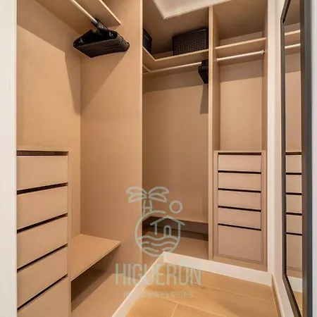 Apartment Higueronrentals Chloe By The Sea Malaga