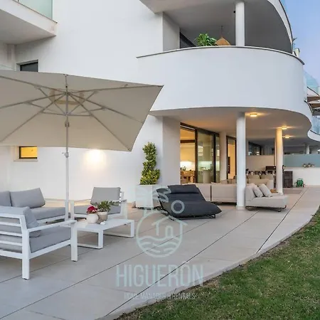 Higueronrentals Chloe By The Sea Malaga